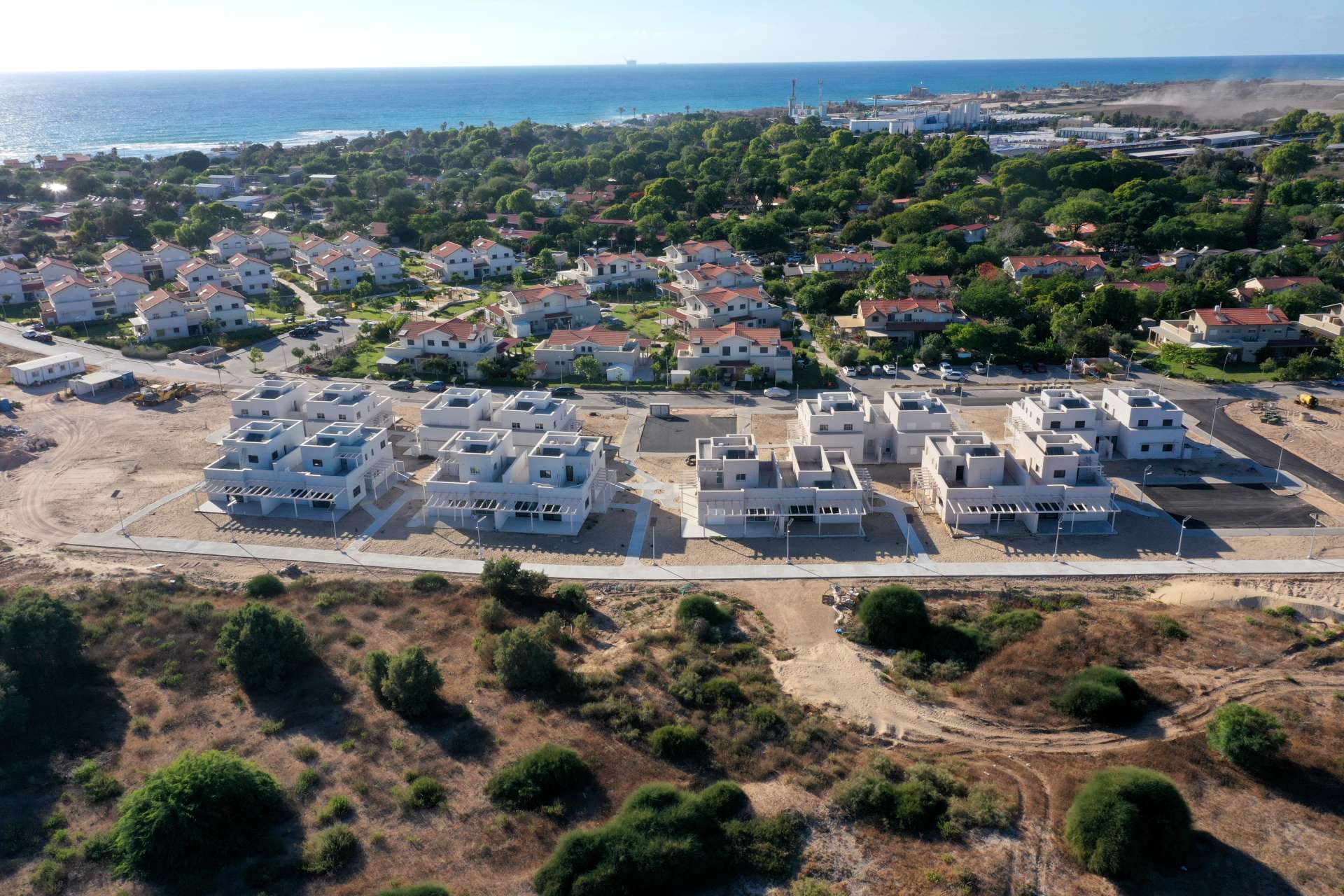 שער שכונת הדקל